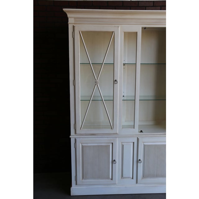 Elegance in its purest form.... that is the appeal of this china cabinet. Showcasing enchanting European grace with a...
