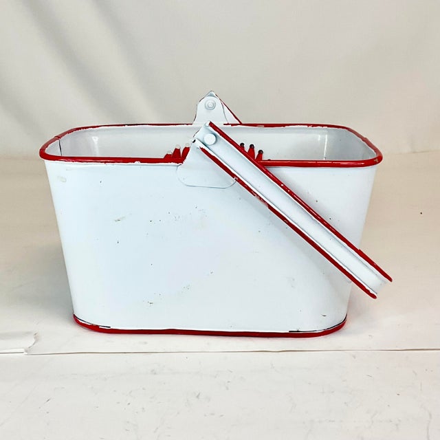 1970s Vintage Art Deco Boho Chic Tole & Ribbon Valentine Heart Basket. For Sale - Image 6 of 9