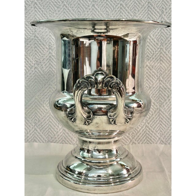 Mid 20th Century Vintage Silver Plate Trophy Form Champagne Ice Bucket With Removable Liner For Sale - Image 5 of 10