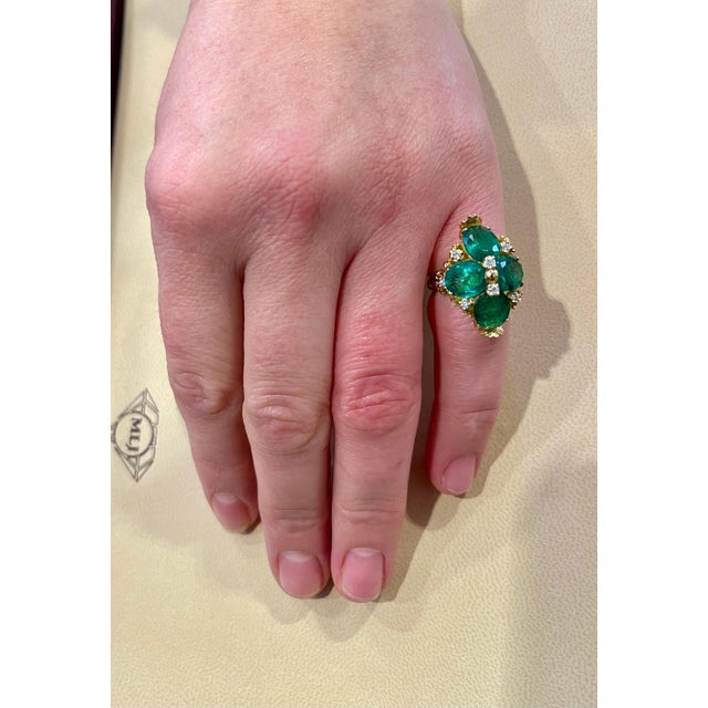 7.5 Carat Natural 4 Oval Cut Emerald & Diamond Flower Ring 18 Karat Yellow Gold, Size 3.75 For Sale - Image 9 of 18