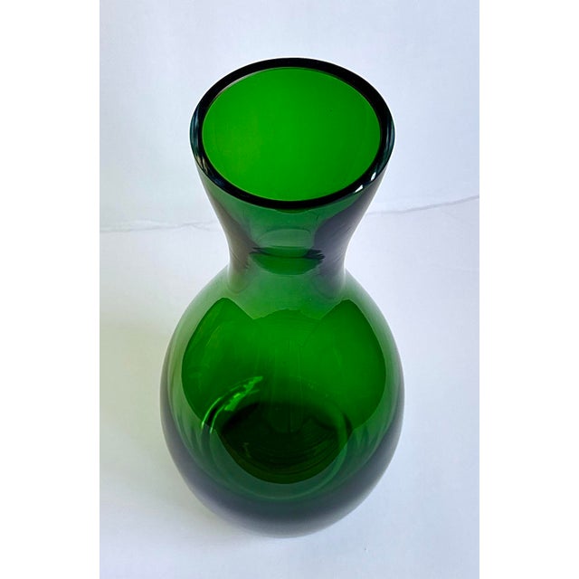 Deep Green Art Glass Vase For Sale - Image 4 of 9
