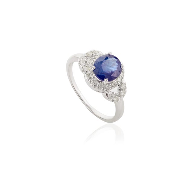 VR Jewels Handcrafted 14k White Gold 1.51ct Blue Sapphire Diamond Cluster Engagement Ring Size 7 For Sale - Image 4 of 12
