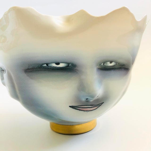 Bing Gleitsman Porcelain Four Faced Bowl For Sale - Image 4 of 10