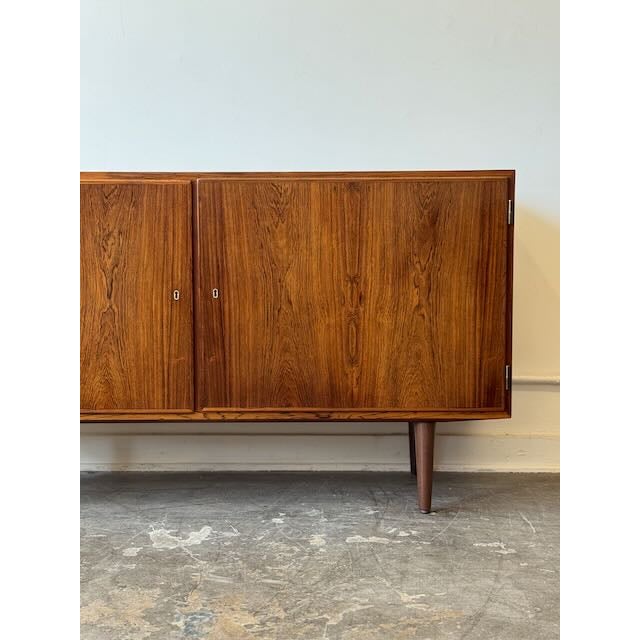 Mid-Century Modern 1960s Poul Hundevad Rosewood Credenza For Sale - Image 3 of 16