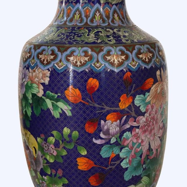 Pair 25" Antique Large Chinese Figural & Floral Cloisonne Enameled Urns C1920 For Sale - Image 9 of 14