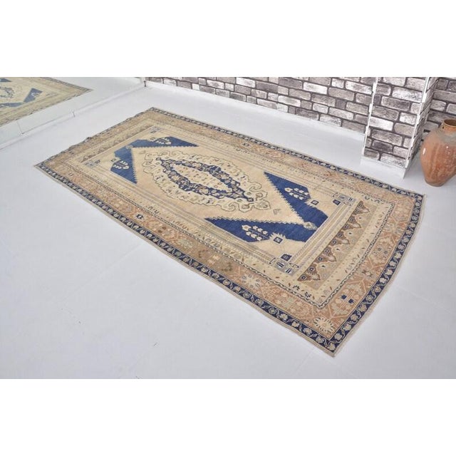 Turkish Vintage Turkish Oversize Rug For Sale - Image 3 of 11