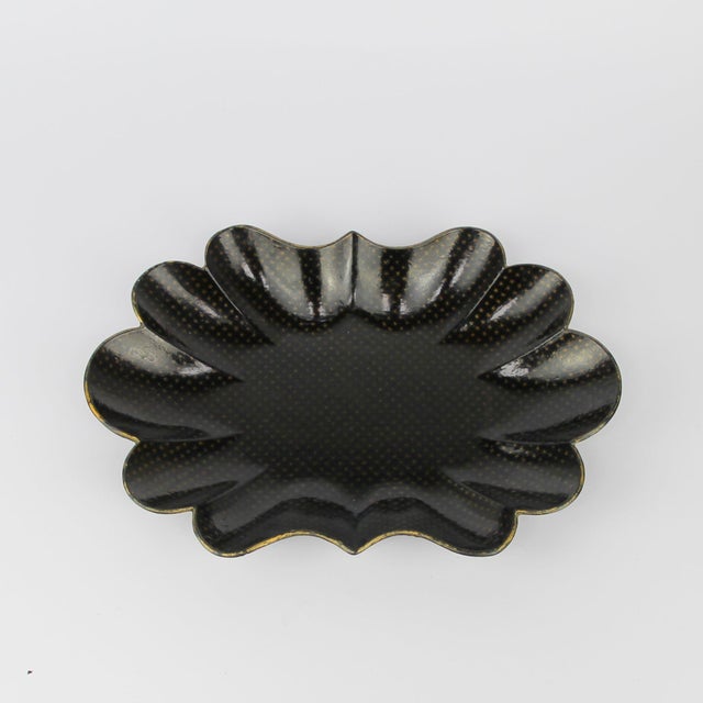 Early Twentieth Century Source or Vaciabolsillos on Paper Maché or Cardboard Stone For Sale - Image 4 of 7