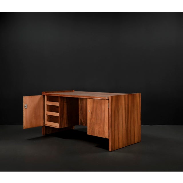 1930s Art Deco Desk in Walnut by Bruno Paul for Veb Deutsche Werkstätten Hellerau, 1930s For Sale - Image 5 of 18