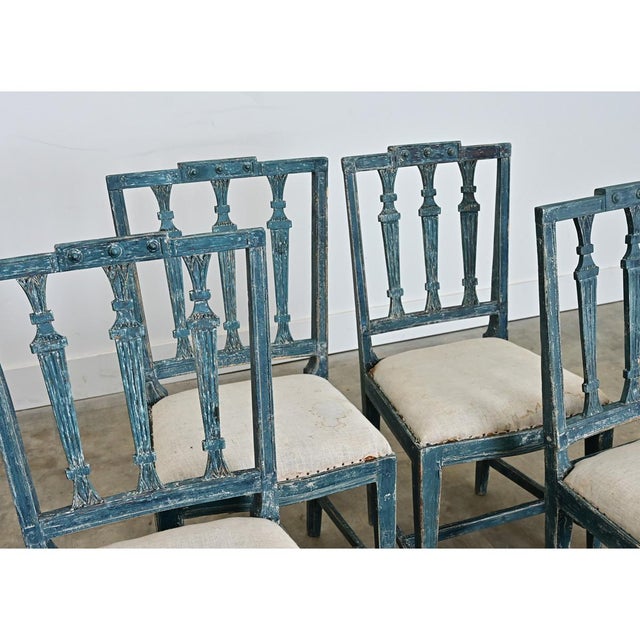 Wood Swedish Gustavian 18th Century Set of Four Painted Side Chairs For Sale - Image 7 of 14