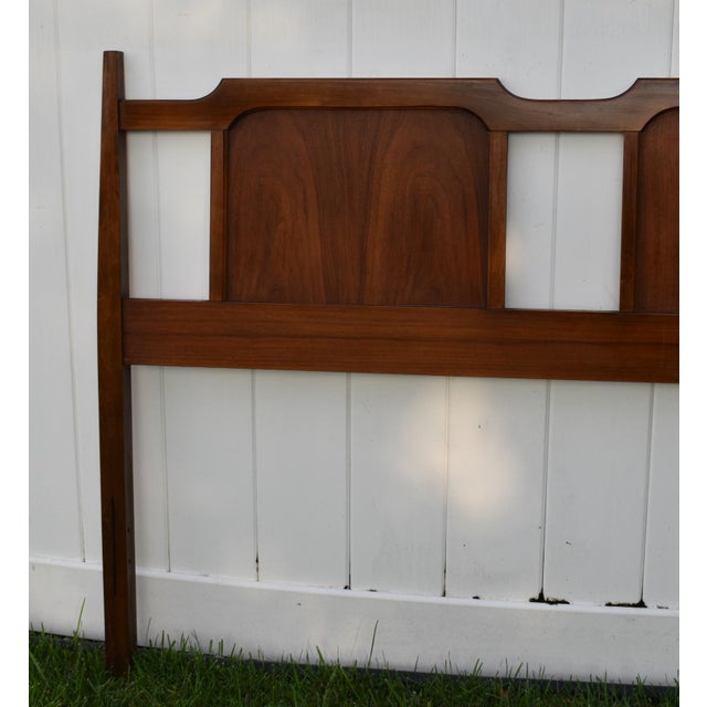 1960s Vintage Mid Century Modern Full Walnut Headboard Arched Sculpted MCM 1960s For Sale - Image 5 of 14