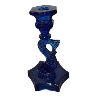 Mid 20th Century l.e. Smith Cobalt Blue Glass Koi Candlestick For Sale