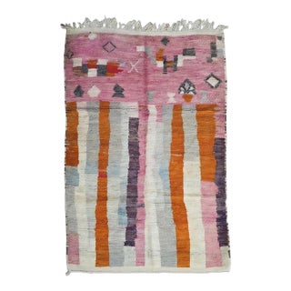 Authentic Moroccan Boujad Wool Rug - 8.2 X 5.3 Ft For Sale