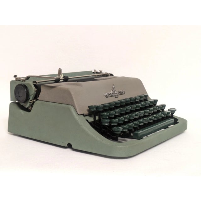 Mid-Century Jewell Underwood Typewriter in Green For Sale In Raleigh - Image 6 of 12