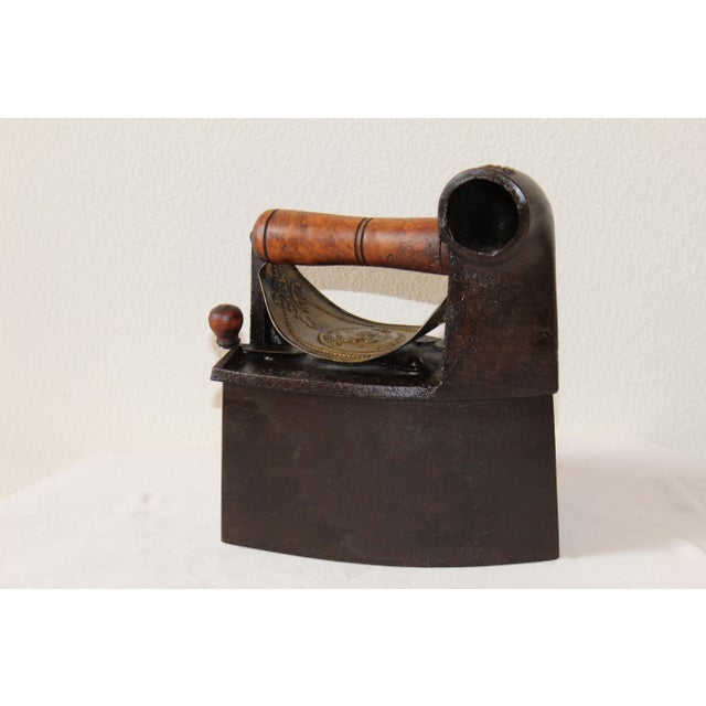 Black Antique Cast Iron Charcoal Box Iron With Wooden Handle | Early 20th Century For Sale - Image 8 of 17