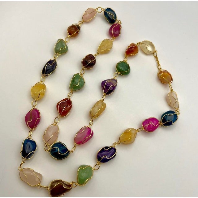 Vibrant Caged Gemstone Necklace Gold Finish Wired Links Long 35” C. 1970 For Sale - Image 4 of 10