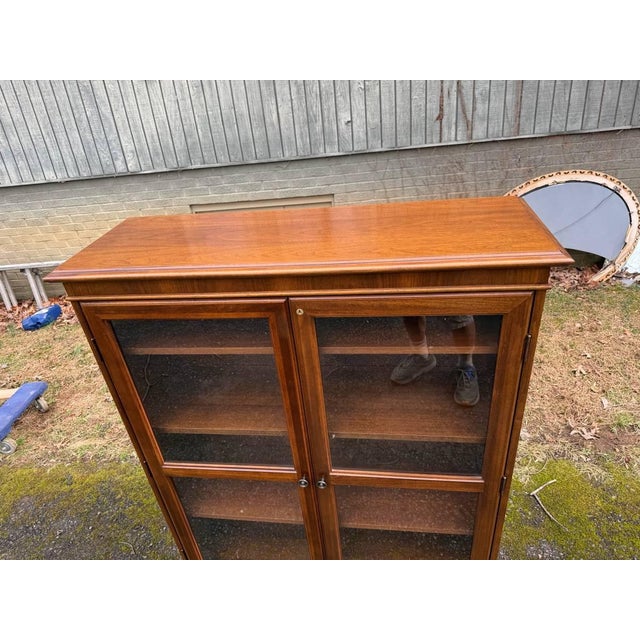 Traditional Late 20th Century Traditional-Style Walnut Wood 2 Glass Door Bookcase or Display Cabinet For Sale - Image 3 of 14