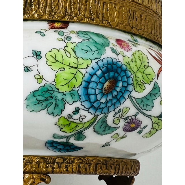 Antique Chinoiserie Lidded Box Ormolu Mounts Lidded Box For Sale - Image 4 of 9