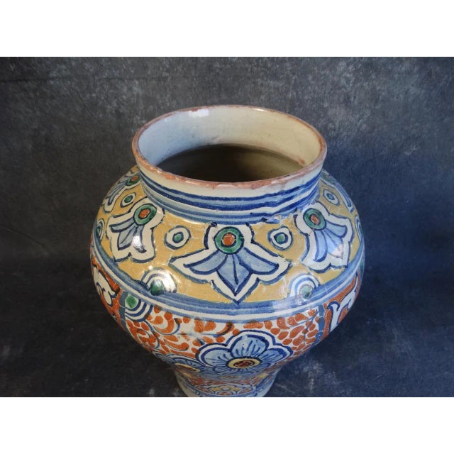 1930s Talavera Decorated Vase For Sale In Los Angeles - Image 6 of 8
