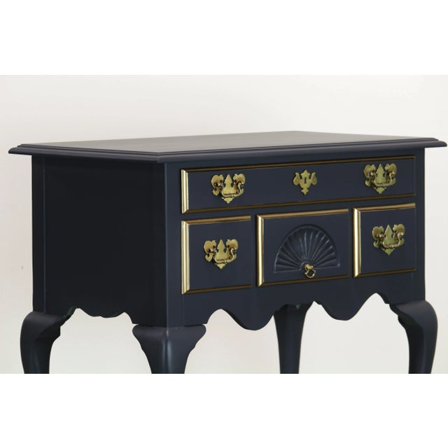 Vintage Georgian Style Hallway Cabinet For Sale In Miami - Image 6 of 10