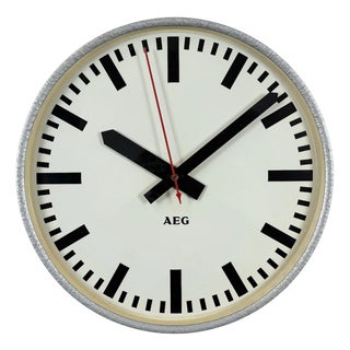 Industrial German Grey Electric Station Wall Clock from Aeg, 1960s For Sale