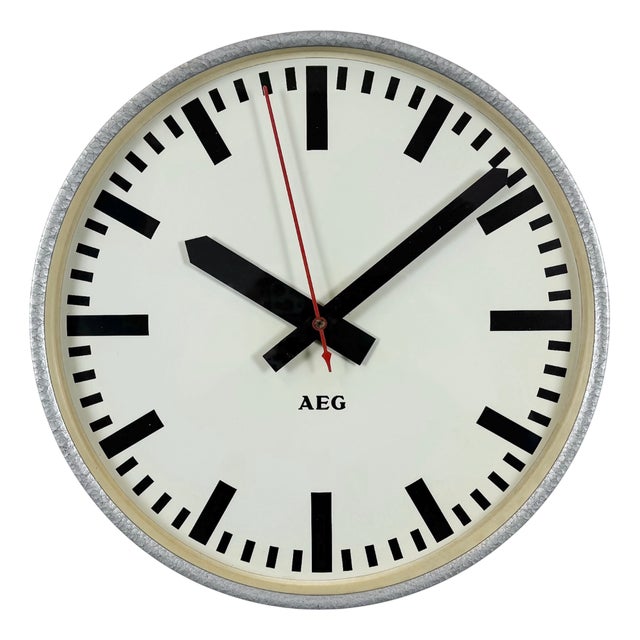 Industrial German Grey Electric Station Wall Clock from Aeg, 1960s For Sale