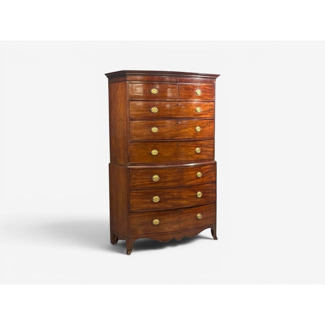 Traditional Georgian, Bow-Front Chest on Chest, Mahogany, Brass, England, 19th C. For Sale - Image 3 of 15