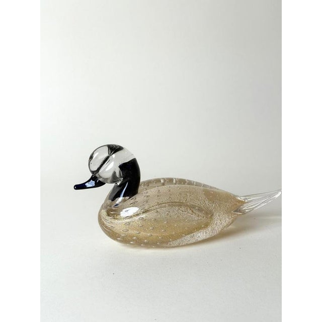 1970s Italian Murano Glass Duck Sculpture with Gold Leaf and Controlled Bubbles, 1970s For Sale - Image 5 of 10