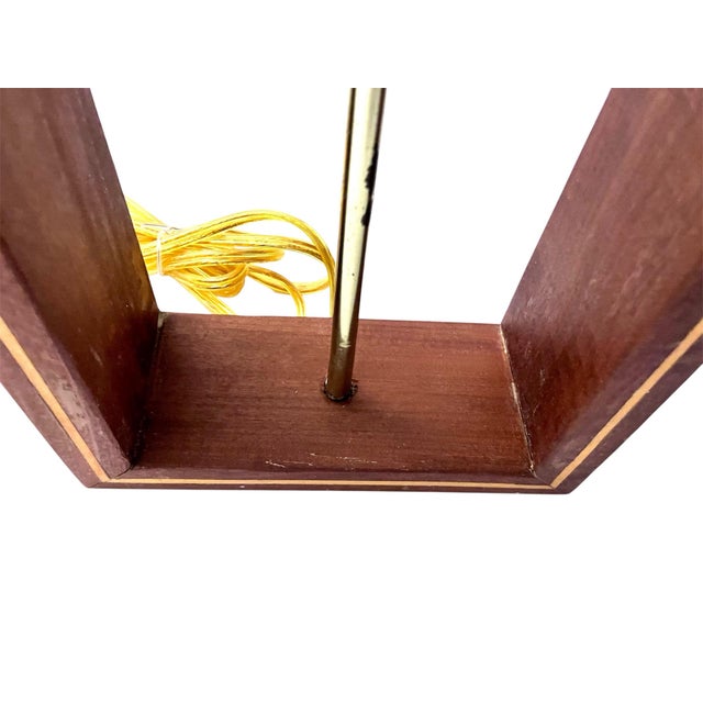Modern Mid-Century Wood Farm Style Table Lamp With Brass Accents and Dovetail Joints For Sale - Image 4 of 7