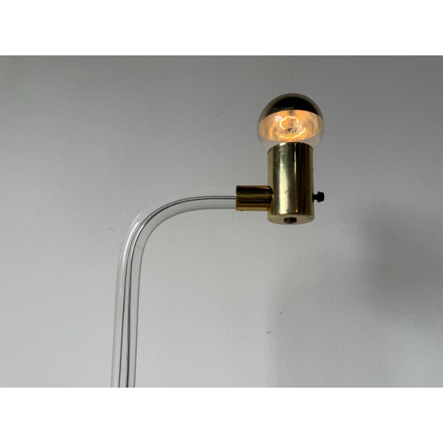 Paul Hamburger Design for Knoll Lucite & Brass Floor Reading Lamp For Sale In Miami - Image 6 of 12