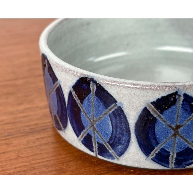 Mid-Century Modern Danish Studio Pottery Bowl with Handle by Zoltan Kiss Keramik, 1960s For Sale - Image 5 of 18