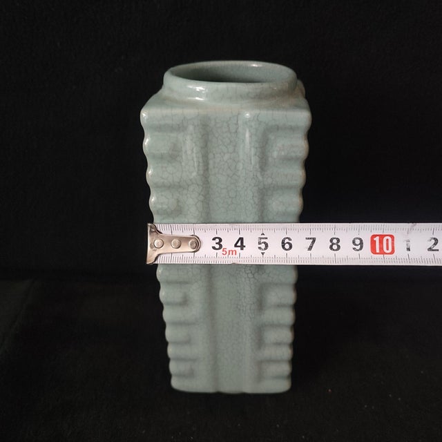 Chinese Ceramic Vase,Guan Ware Celadon Glaze Porcelain Vase Hand Painted Ridged Decoration Pattern For Sale - Image 10 of 10