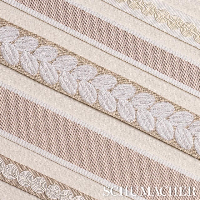 Schumacher SAMPLE - Schumacher Sandpiper Tape Medium In Natural For Sale - Image 4 of 4