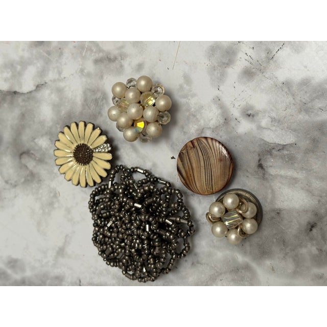 1950s Eclectic Collection of Upcycled Vintage Jewelry Magnets, Set of Five For Sale - Image 5 of 6