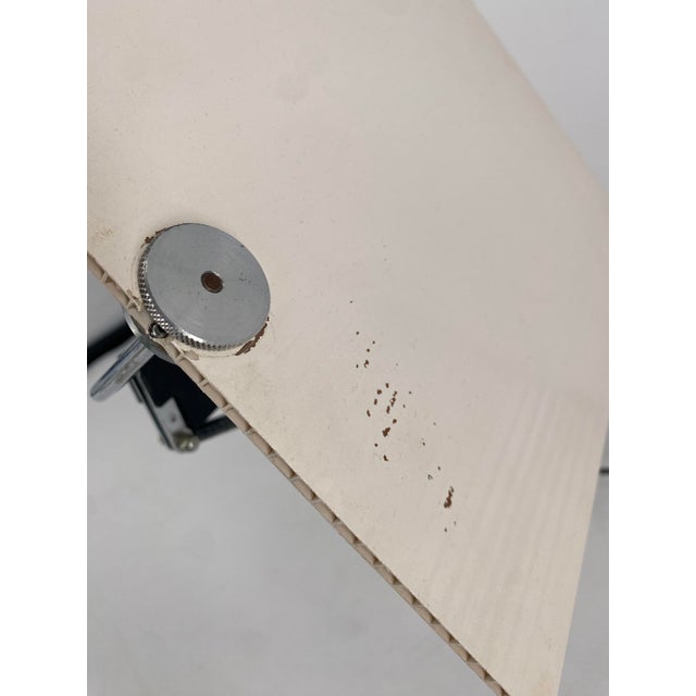 Gray Postmodern W. O. Table Lamp by Sacha Ketoff for Aluminor, France, 1985 For Sale - Image 8 of 18