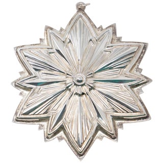1993 Gorham Sterling Snowflake Ornament For Sale