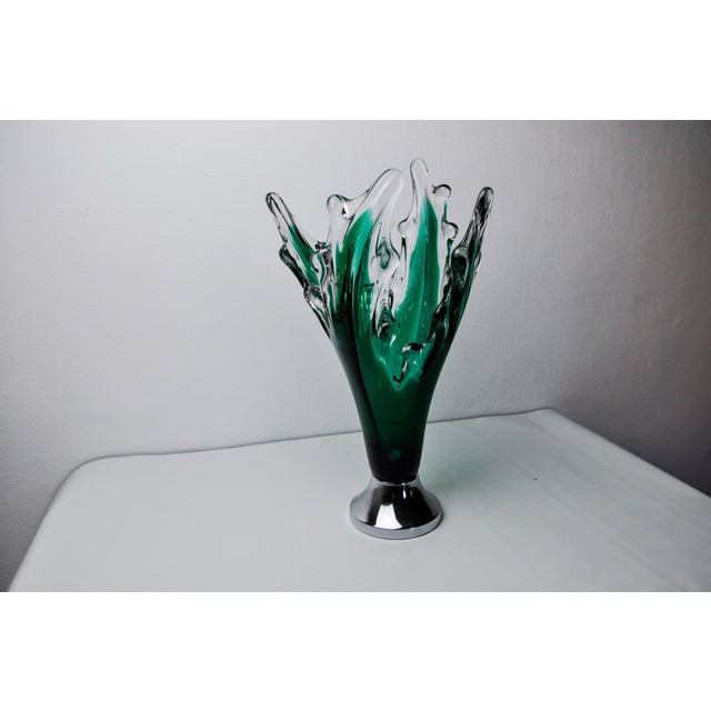 1970s Sommerso Vase in Green Murano Glass attributed to Seguso, Italy, 1970s For Sale - Image 5 of 8