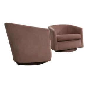 Pair of Mid-Century Modern Milo Baughman Swivel Club Chairs on Platform Bases