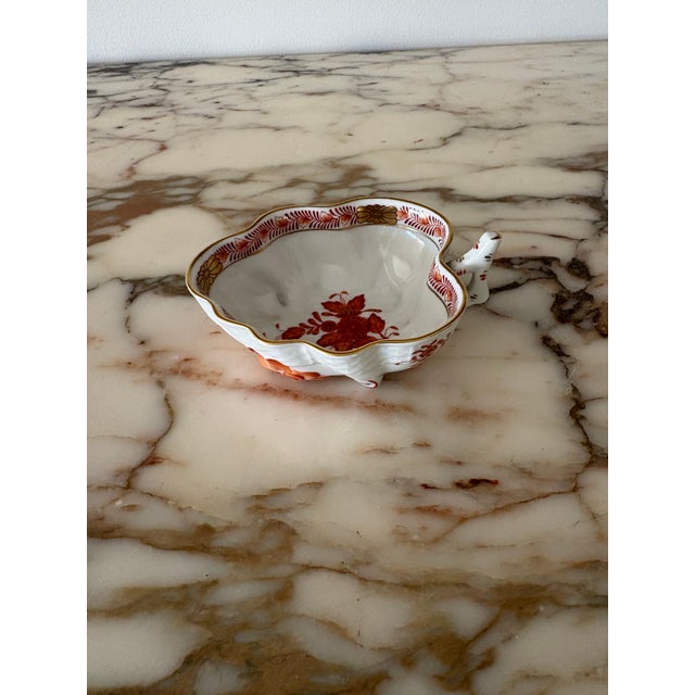 Late 20th century handpainted Herend nut dish or trinket dish in Chinese Bouquet pattern. All handpainted with 24 karat...