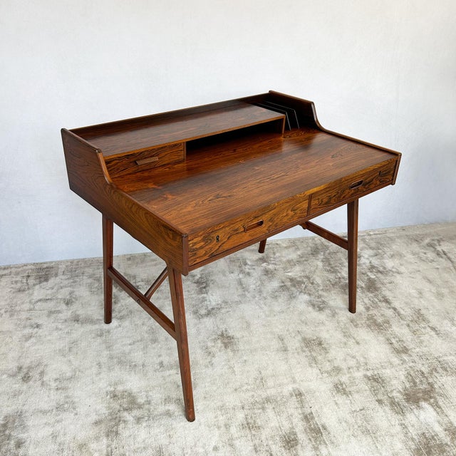 Model 65 Desk in Rosewood by Arne Wahl Iversen, 1960s For Sale - Image 4 of 15