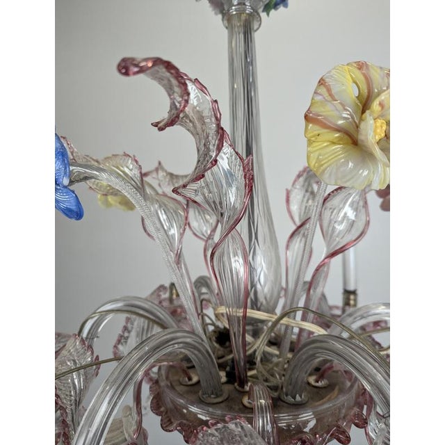 Polychrome Venetian Chandelier in Blown Glass For Sale - Image 11 of 14