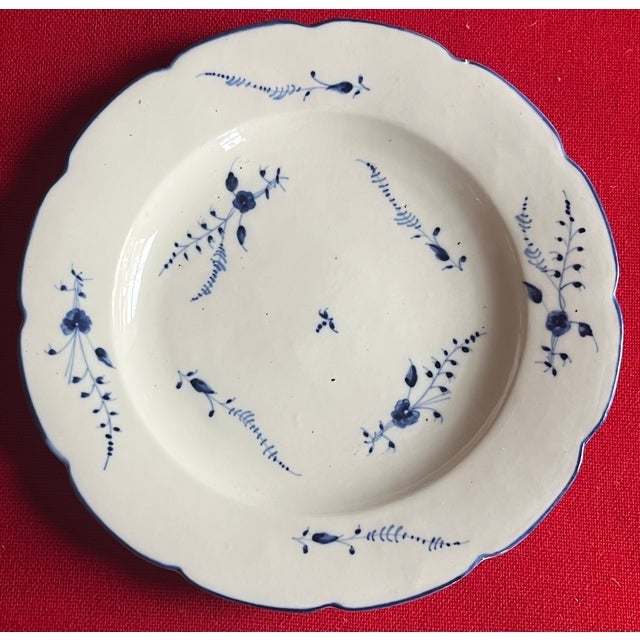 French Antique 18th Century French Louis XV Chantilly Porcelain Dinner Plate in Blue and White Sprig, Circa 1760 For Sale - Image 3 of 10