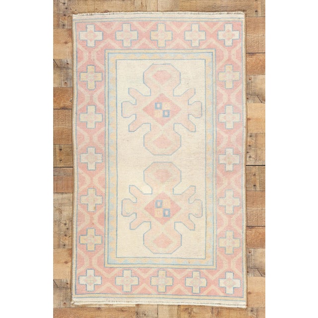 Vintage Turkish Pink Oushak Rug - 02'08 X 04'04 For Sale - Image 9 of 9