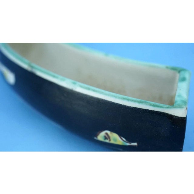 Black Crescent-Shaped Ceramic Planter with Sailing Ship and Fish Decoration attributed to Kowalisca for Cas Vietri, 1930s For Sale - Image 8 of 18