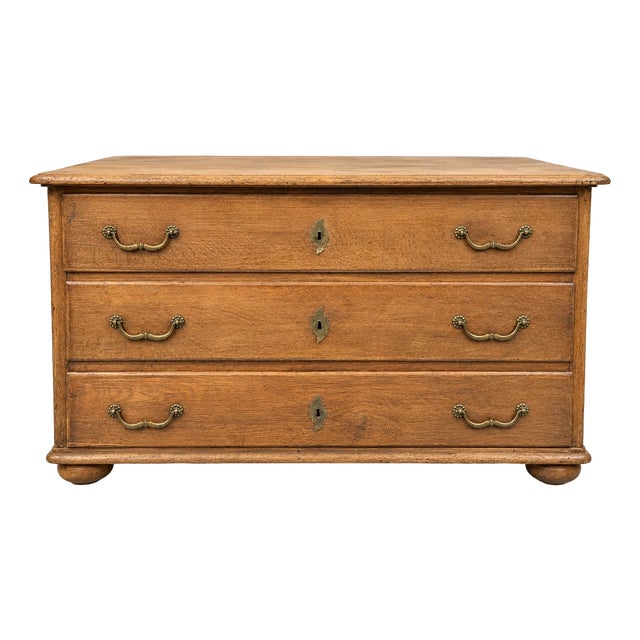 Antique Chest of Drawers in Oak, 1700s For Sale