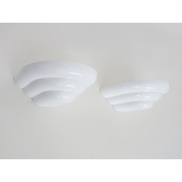 Art Deco Style Wall Lights in White Lacquered Metal, 1980s, Set of 2 For Sale - Image 4 of 9