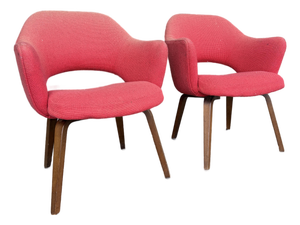 Pair of Eero Saarinen for Knoll Executive Armchairs With Walnut Legs