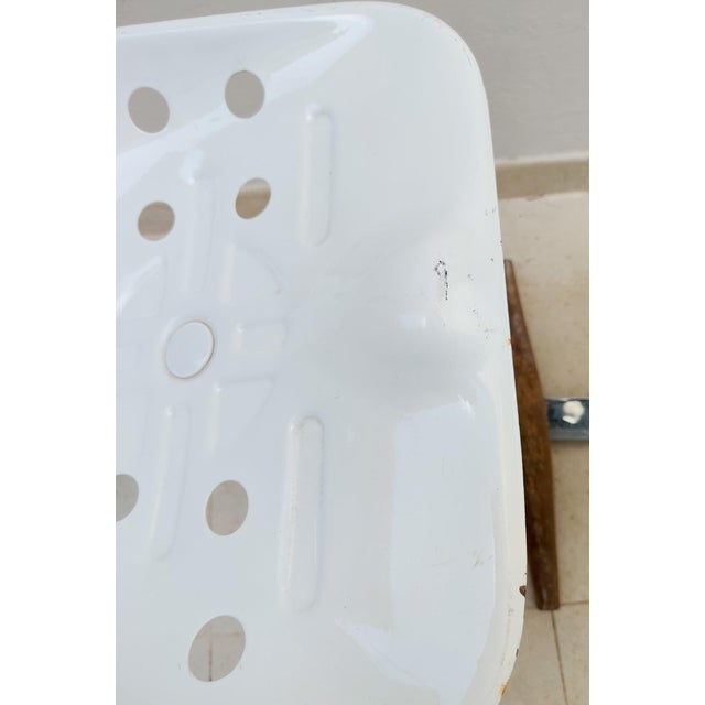 Vintage Mezzadro Stools by Fratelli Castiglioni for Zanotta, 1960s, Set of 2 For Sale - Image 12 of 16