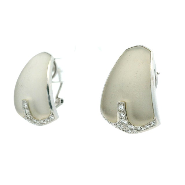 1980s Pair of Italian 18k White Gold Smoky Quartz & Diamond Sculptural Earrings For Sale - Image 9 of 14