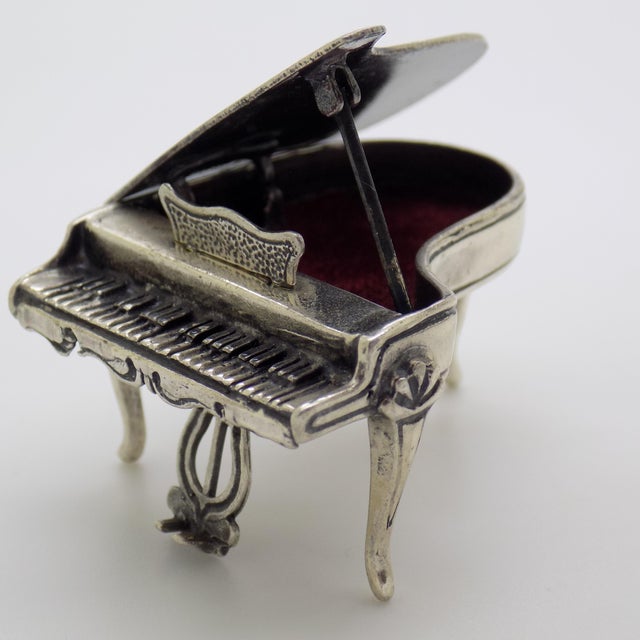 Italian Vintage Italian Handmade Genuine Sterling Silver 925 Piano Instrument Figurine / Pill Snuff Trinket Box For Sale - Image 3 of 14