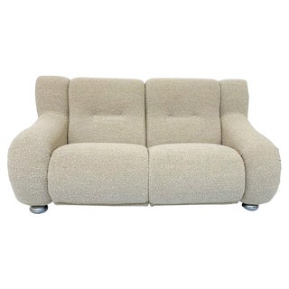 Mid-Century Modern Italian Sofa in Beige Boucle Fabric, 1960s For Sale
